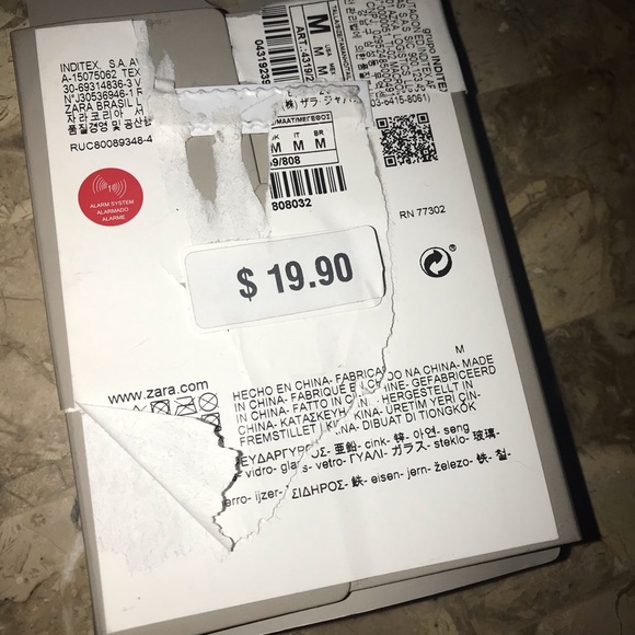 Zara Accessories diamond like chandelier earrings - Picture 2 of 4